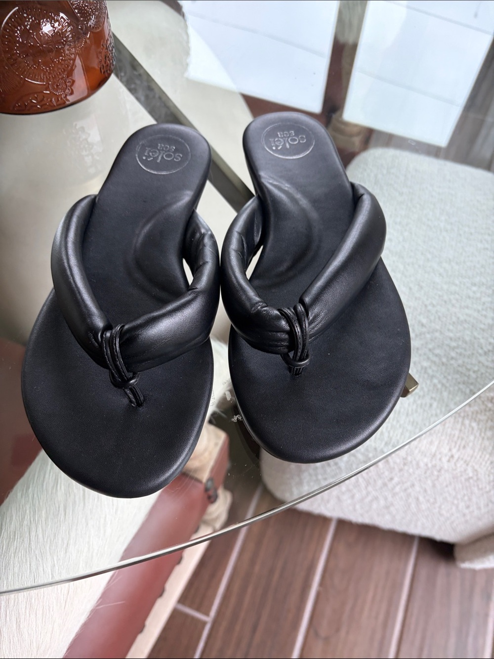 Solei Sea Black Flip Flops